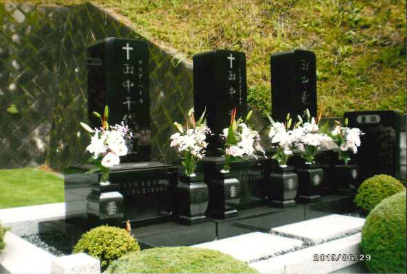 2019年　千代先生墓石